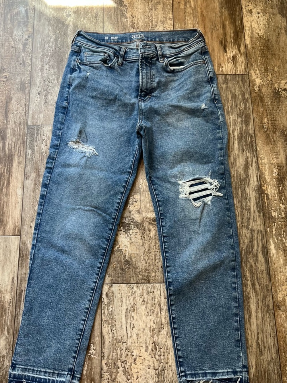 a.n.a Women's High Rise Distressed Blue Jeans